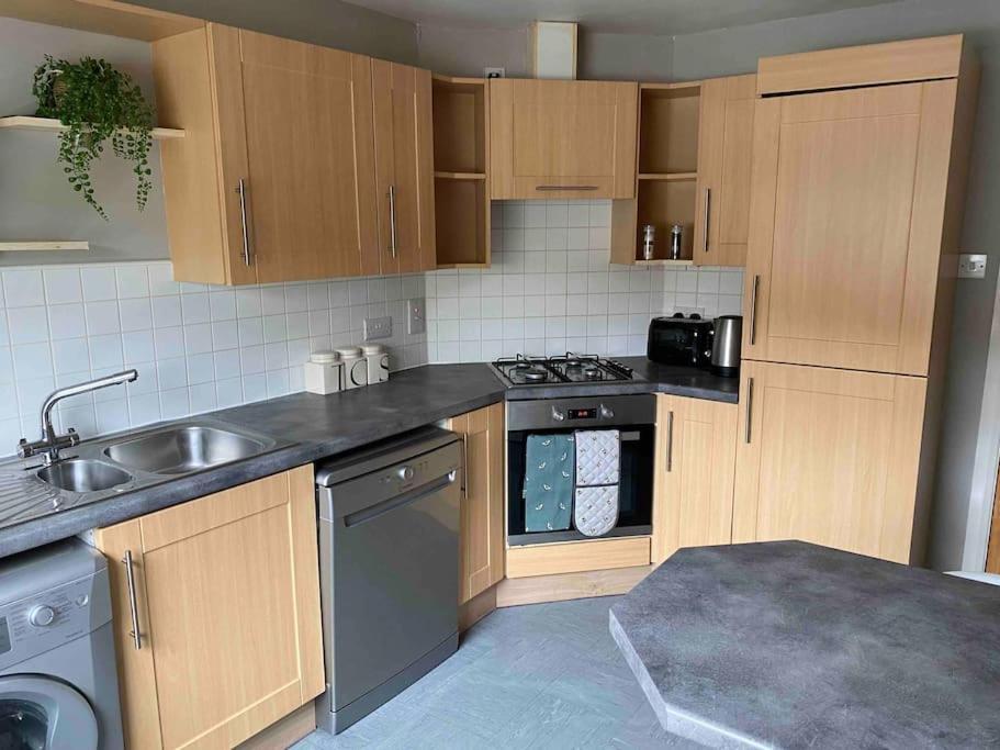 Spacious Ground Floor 2 Bed By Lains Lettings Aberdeen Esterno foto